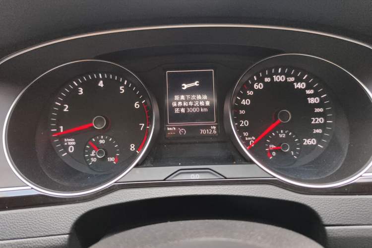 Used Volkswagen Magotan 2018 Facelift 330TSI DSG Luxury Model Instrument Cluster