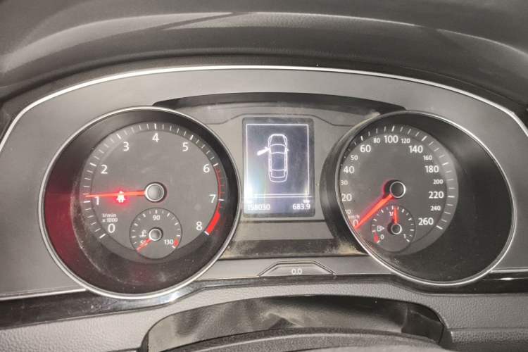 Used Volkswagen Magotan 2018 330TSI DSG Luxury Model Instrument Cluster