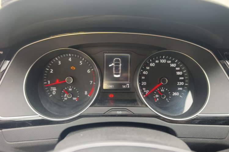 Used Volkswagen Magotan 2018 330TSI DSG Luxury Model Instrument Cluster