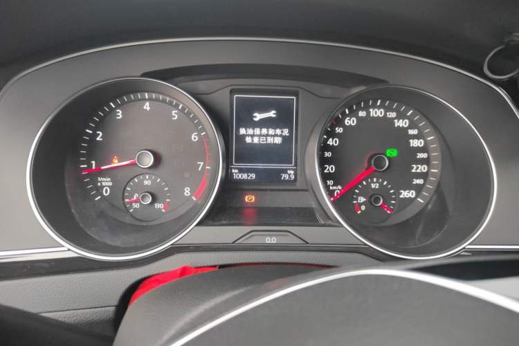 Used Volkswagen Magotan 2018 330TSI DSG Advanced Model Instrument Cluster