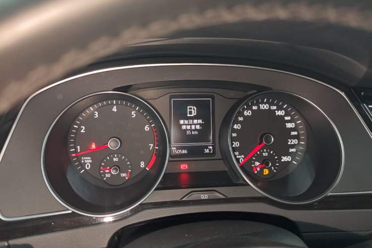 Used Volkswagen Magotan 2018 Facelift 330TSI DSG Luxury Model Instrument Cluster