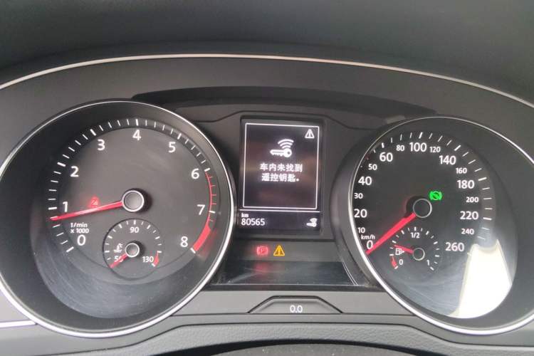 Used Volkswagen Magotan 2018 280TSI DSG Comfort Model Instrument Cluster