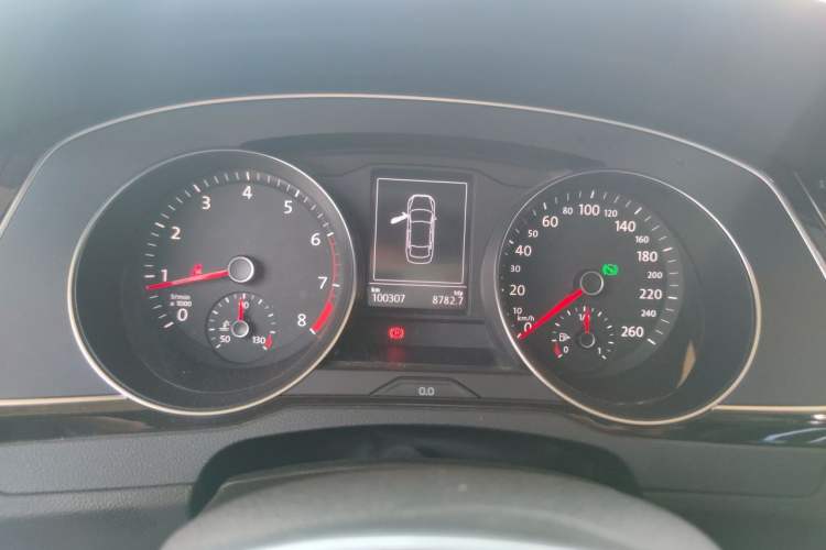 Used Volkswagen Magotan 2018 330TSI DSG Advanced Model Instrument Cluster