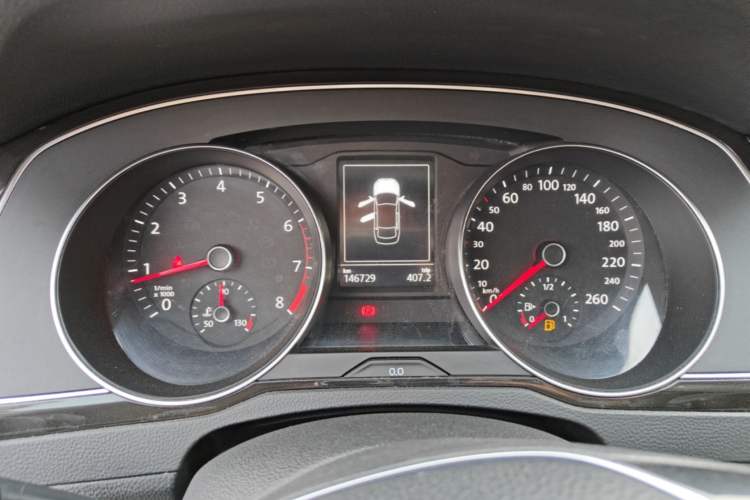 Used Volkswagen Magotan 2018 330TSI DSG Luxury Model Instrument Cluster