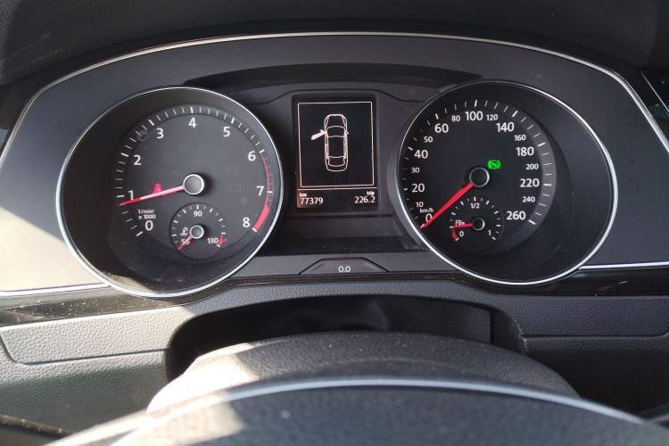 Used Volkswagen Magotan 2018 280TSI DSG Leading Model Instrument Cluster