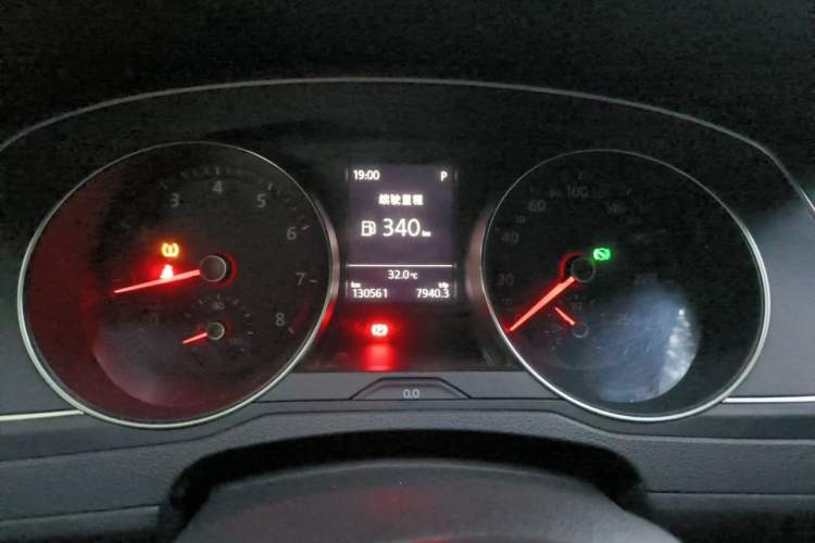 Used Volkswagen Magotan 2018 280TSI DSG Comfort Model Instrument Cluster
