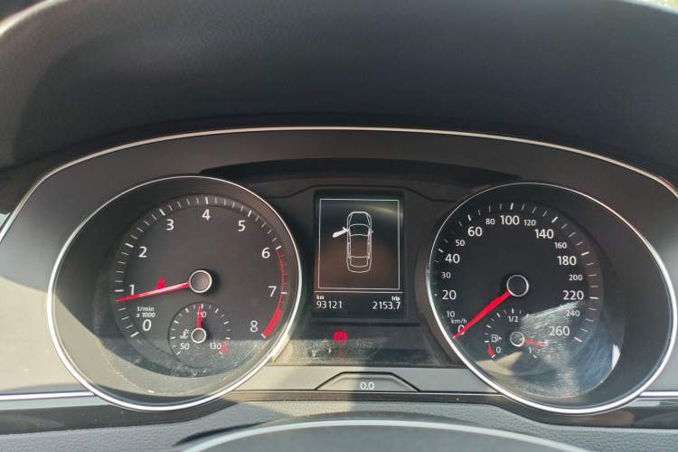 Used Volkswagen Magotan 2018 330TSI DSG Luxury Model Instrument Cluster