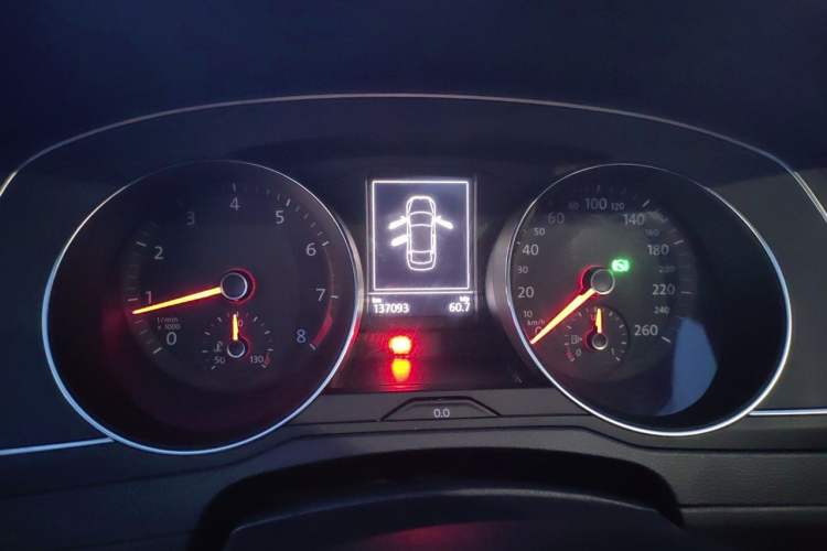 Used Volkswagen Magotan 2018 280TSI DSG Comfort Model Instrument Cluster
