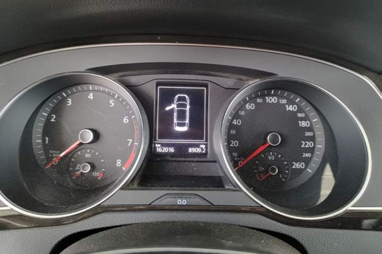 Used Volkswagen Magotan 2018 330TSI DSG Advanced Model Instrument Cluster