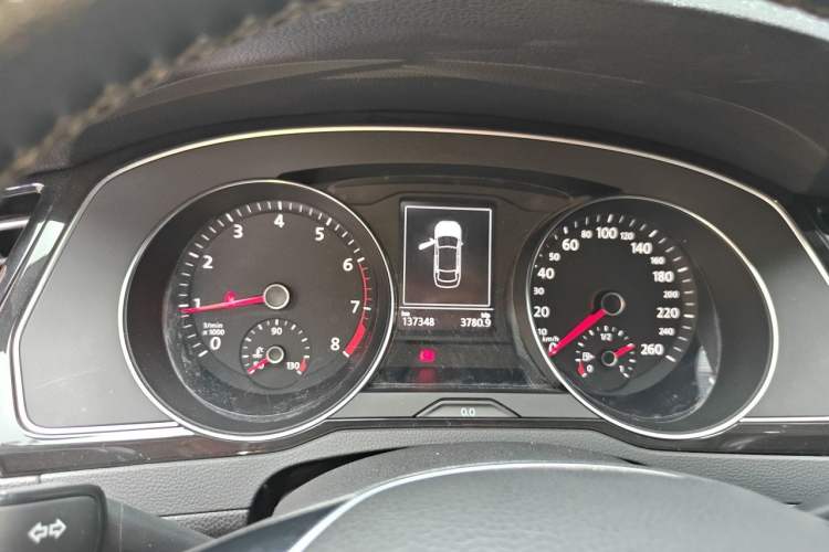 Used Volkswagen Magotan 2018 Facelift 330TSI DSG Luxury Model Instrument Cluster