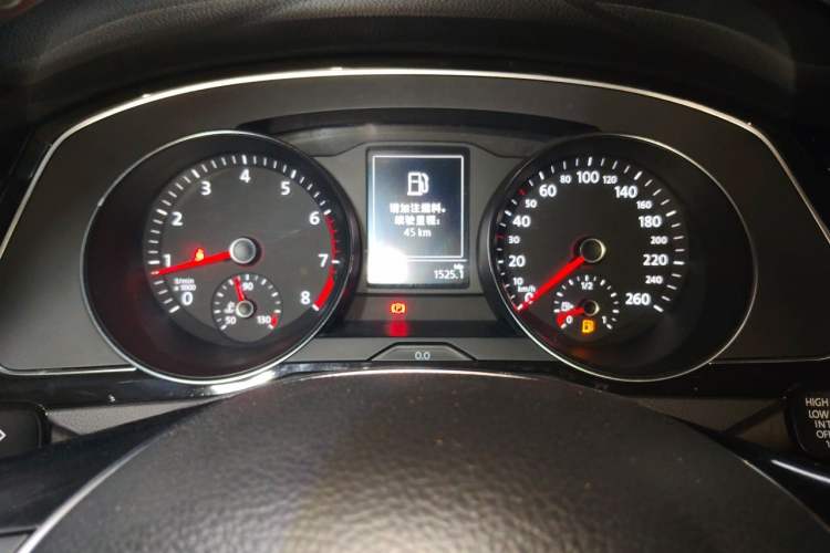 Used Volkswagen Magotan 2018 330TSI DSG Luxury Model Instrument Cluster
