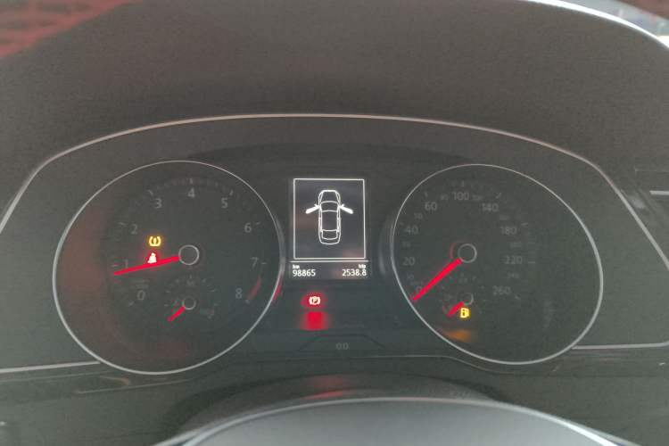 Used Volkswagen Magotan 2018 Facelift 330TSI DSG Luxury Model Instrument Cluster