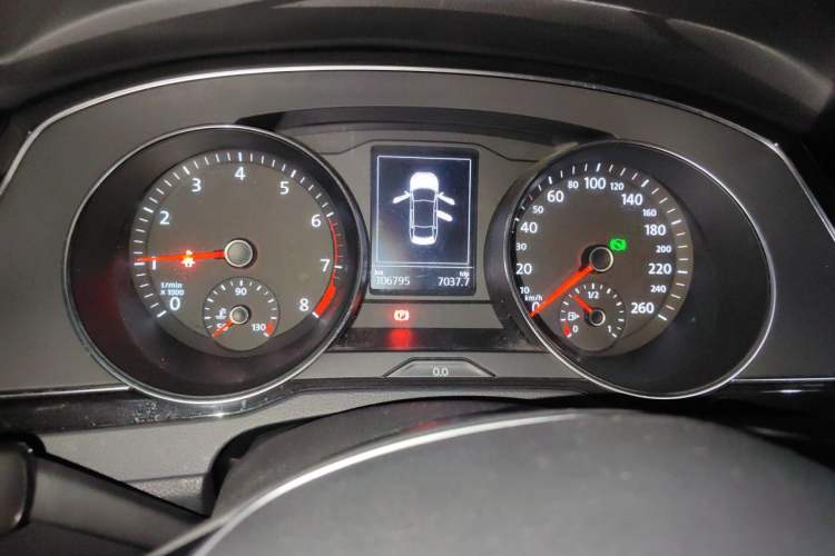 Used Volkswagen Magotan 2018 Facelift 330TSI DSG Luxury Model Instrument Cluster