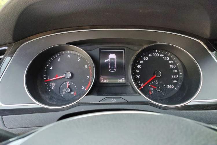 Used Volkswagen Magotan 2018 330TSI DSG Luxury Model Instrument Cluster