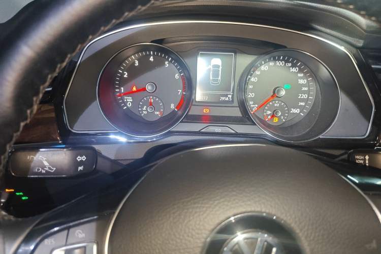 Used Volkswagen Magotan 2018 Facelift 380TSI DSG Luxury Version Instrument Cluster