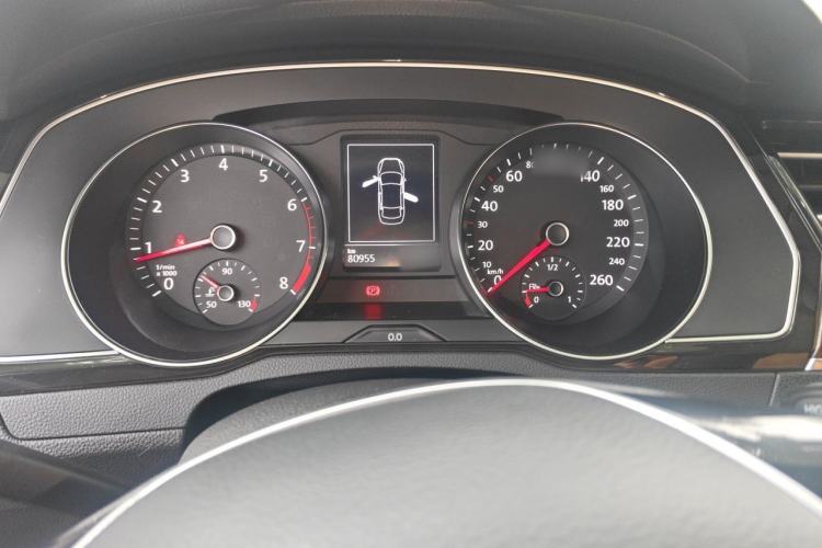 Used Volkswagen Magotan 2018 Facelift 330TSI DSG Luxury Model Instrument Cluster