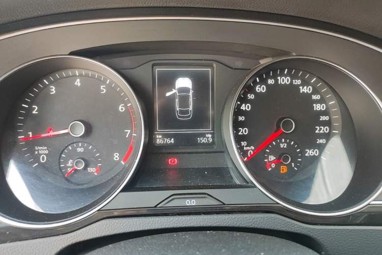 Used Volkswagen Magotan 2018 Facelift 330TSI DSG Luxury Model Instrument Cluster