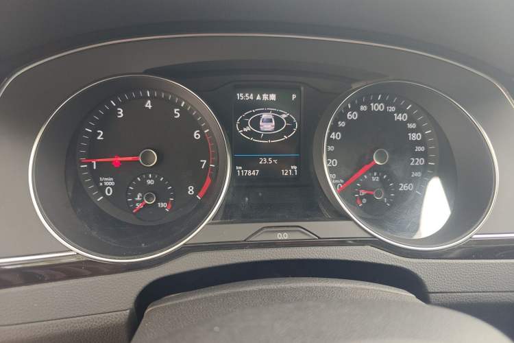 Used Volkswagen Magotan 2018 330TSI DSG Luxury Model Instrument Cluster