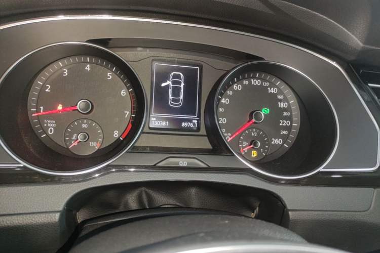 Used Volkswagen Magotan 2018 330TSI DSG Advanced Model Instrument Cluster