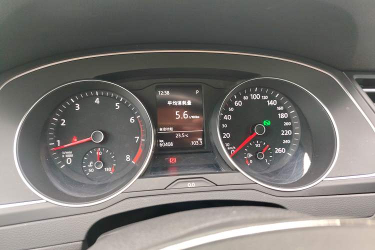 Used Volkswagen Magotan 2018 280TSI DSG Leading Model Instrument Cluster