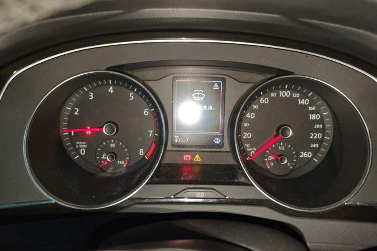 Used Volkswagen Magotan 2018 330TSI DSG Advanced Model Instrument Cluster