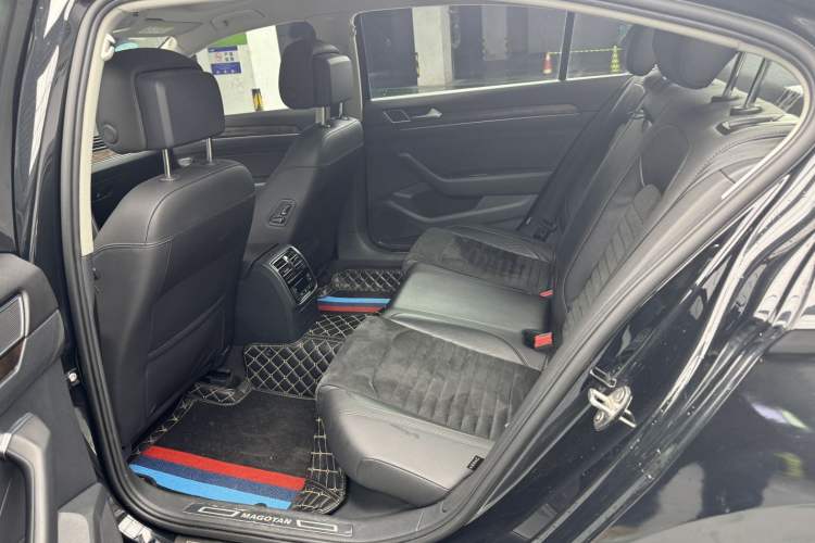 Used Volkswagen Magotan 2018 380TSI DSG Luxury Model Interior 3
