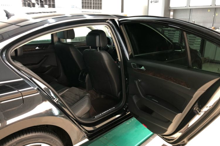 Used Volkswagen Magotan 2018 330TSI DSG Luxury Model Interior 8