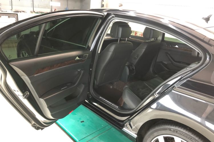 Used Volkswagen Magotan 2018 330TSI DSG Luxury Model Interior 9
