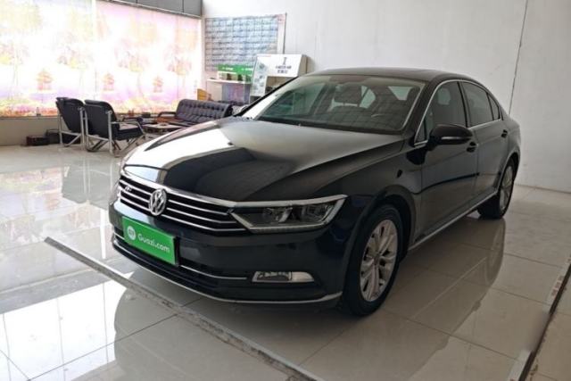Ojetý Volkswagen Magotan 2018 Facelift 330TSI DSG Luxury Model