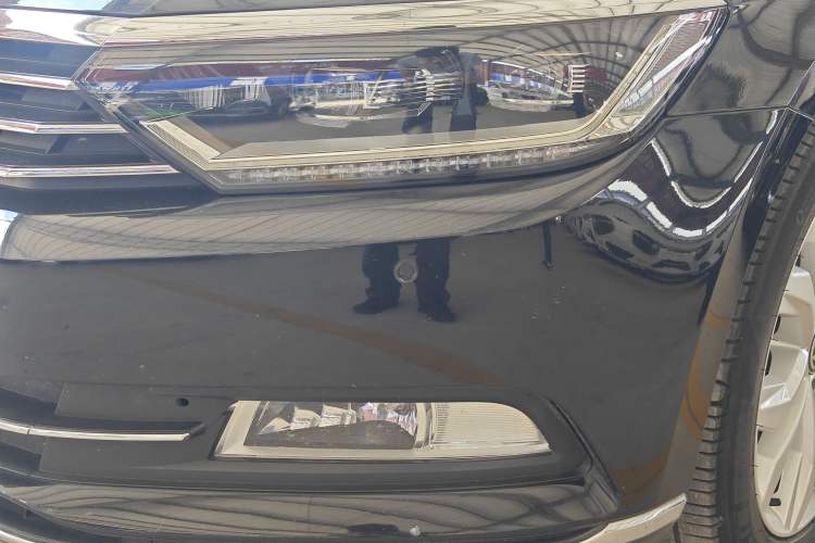 Used Volkswagen Magotan 2018 Facelift 380TSI DSG Luxury Version Left Front Headlight
