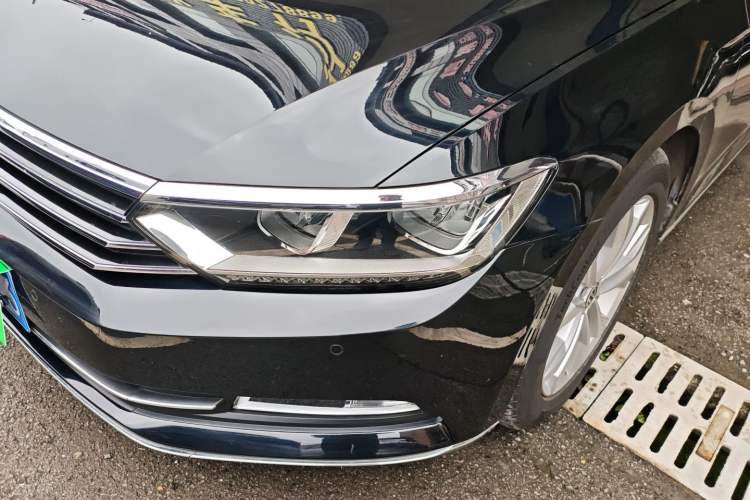 Used Volkswagen Magotan 2018 330TSI DSG Luxury Model Left Front Headlight