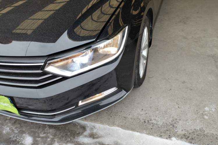 Used Volkswagen Magotan 2018 330TSI DSG Advanced Model Left Front Headlight