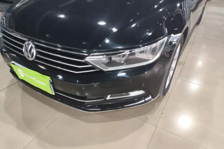 Used Volkswagen Magotan 2018 330TSI DSG Advanced Model Left Front Headlight