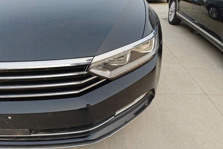 Used Volkswagen Magotan 2018 330TSI DSG Luxury Model Left Front Headlight