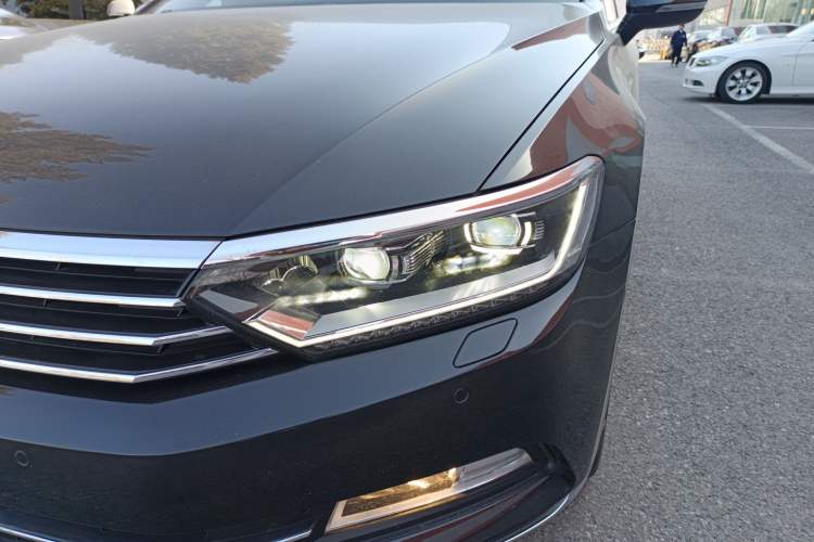 Used Volkswagen Magotan 2018 380TSI DSG Prestige Model Left Front Headlight