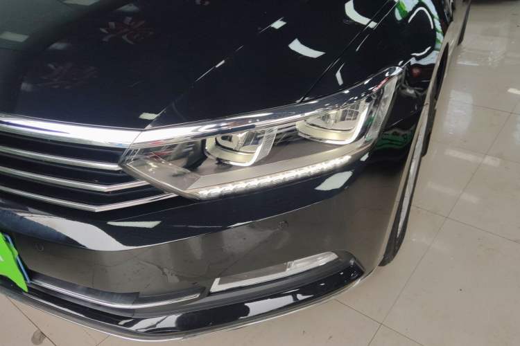 Used Volkswagen Magotan 2018 380TSI DSG Luxury Model Left Front Headlight
