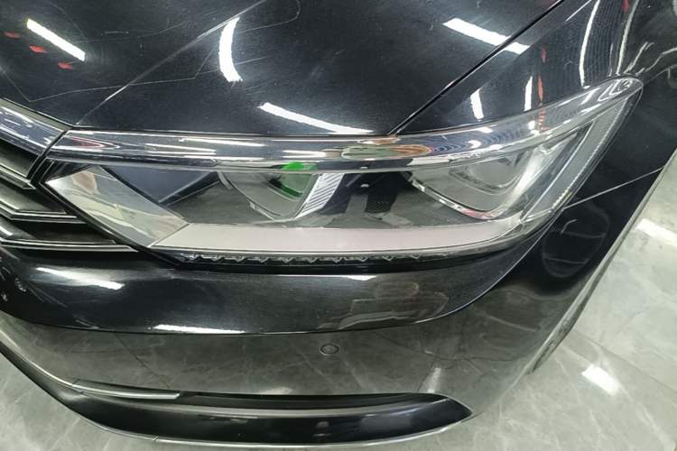 Used Volkswagen Magotan 2018 Facelift 380TSI DSG Luxury Version Left Front Headlight