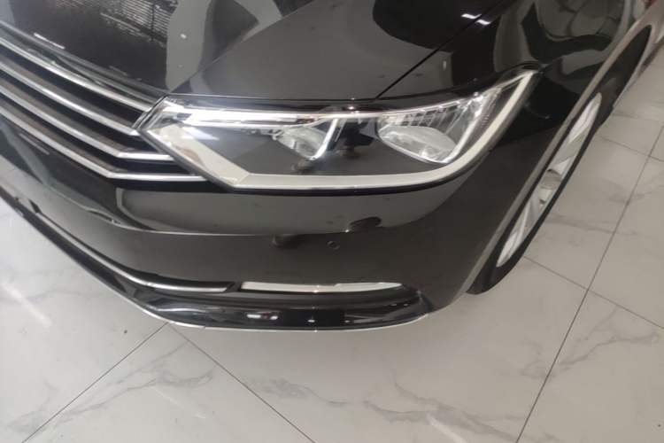 Used Volkswagen Magotan 2018 330TSI DSG Advanced Model Left Front Headlight