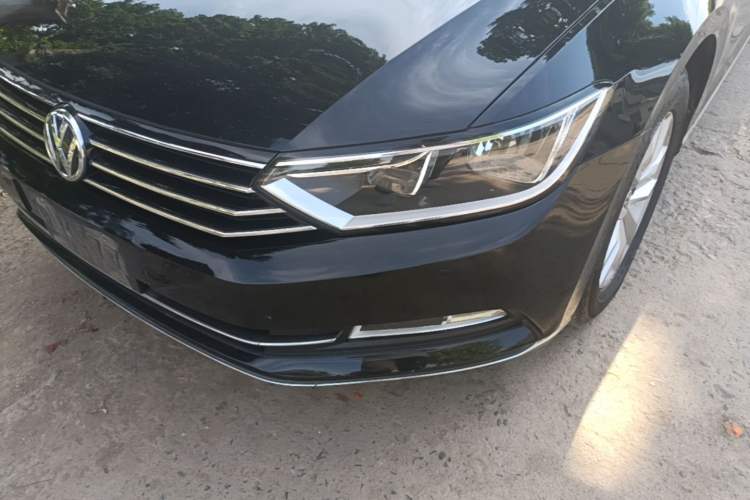 Used Volkswagen Magotan 2018 280TSI DSG Comfort Model Left Front Headlight