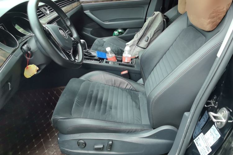 Used Volkswagen Magotan 2018 330TSI DSG Luxury Model Left Front Seat
