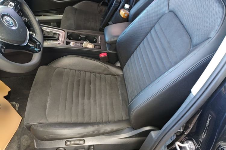 Used Volkswagen Magotan 2018 330TSI DSG Luxury Model Left Front Seat