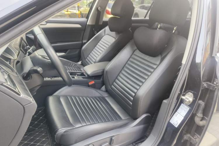 Used Volkswagen Magotan 2018 330TSI DSG Advanced Model Left Front Seat