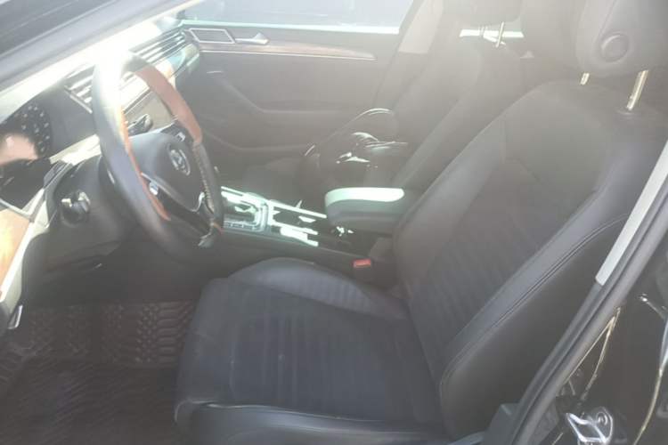 Used Volkswagen Magotan 2018 330TSI DSG Luxury Model Left Front Seat