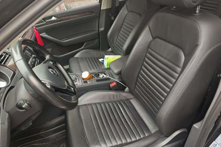 Used Volkswagen Magotan 2018 330TSI DSG Luxury Model Left Front Seat