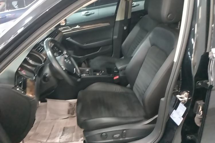 Used Volkswagen Magotan 2018 380TSI DSG Luxury Model Left Front Seat