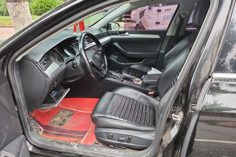 Used Volkswagen Magotan 2018 330TSI DSG Advanced Model Left Front Seat