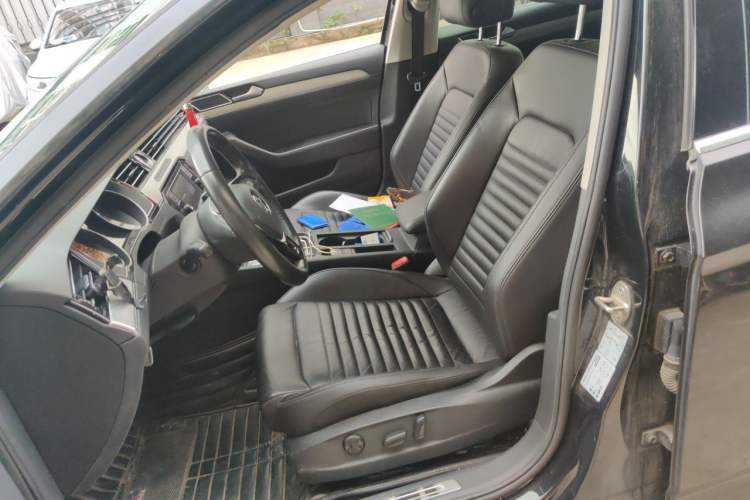 Used Volkswagen Magotan 2018 330TSI DSG Advanced Model Left Front Seat