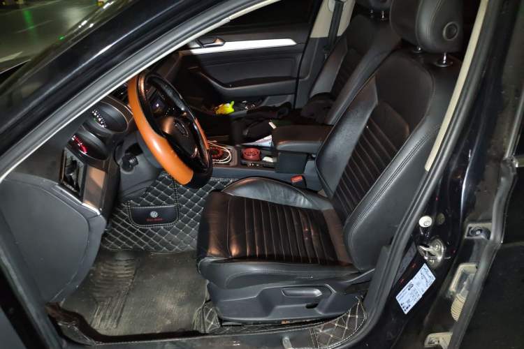 Used Volkswagen Magotan 2018 280TSI DSG Comfort Model Left Front Seat