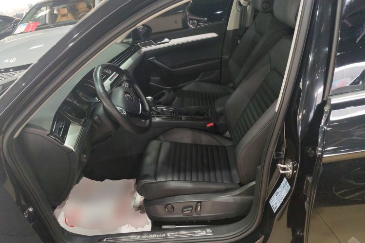 Used Volkswagen Magotan 2018 330TSI DSG Advanced Model Left Front Seat