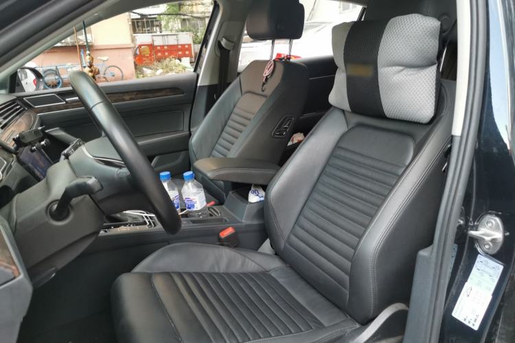 Used Volkswagen Magotan 2018 330TSI DSG Luxury Model Left Front Seat